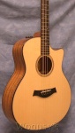 Taylor 500 Series 516CE-LTD 2010 Fall Limited Edition Grand Symphony Spruce/Koa Acoustic Electric Guitar