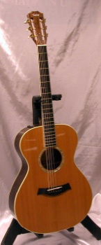 Taylor GC7 Grand Concert Nylon Cedar/Rosewood Classical Acoustic Electric Guitar